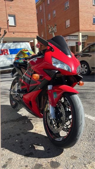 Honda CBR 600RR 2004 Roja 27.000kms