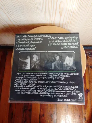 La perreraRight Side of Our Minds