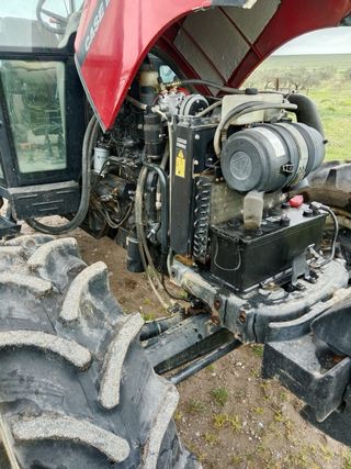 Tractor Case IH JX95 Seminuevo