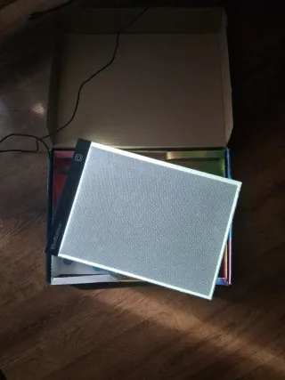 Soporte de LED A4 Calca y Dibuja