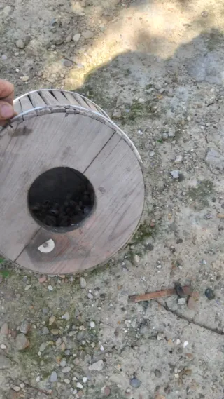 Antiguo caracolero de madera 70x45