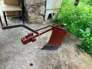 Arado para motocultor