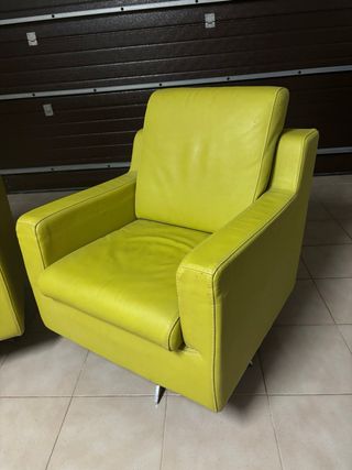 2 Sillones de Diseño en Cuero Gamamobel