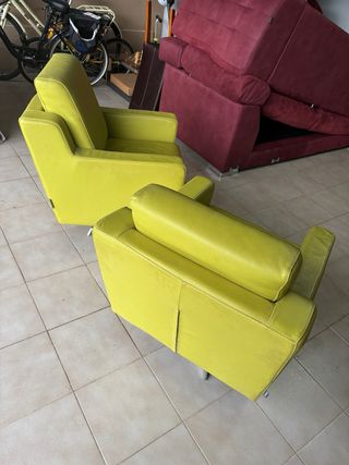 2 Sillones de Diseño en Cuero Gamamobel
