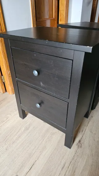 2 mesitas de noche de Ikea