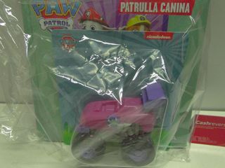 LIBRO CON FIGURA NUEVO (179537)