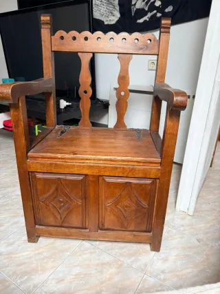 Silla Arca Trono Castellano Madera