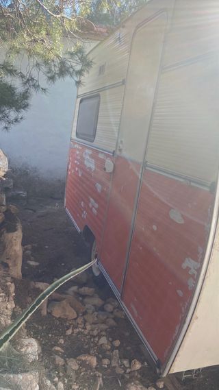 Caravana menos de 750kilos con documentación