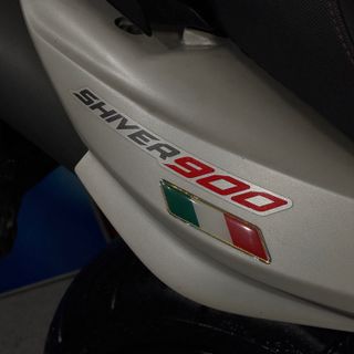 APRILIA Shiver 900