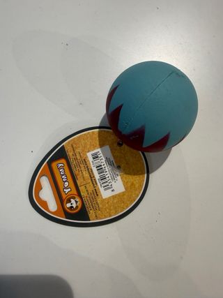 Giochi per cani: patatine, anguria, pallone