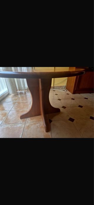 Mesa redonda de madera maciza 1m