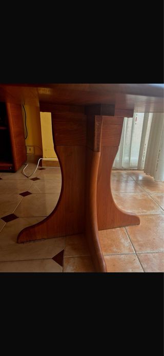 Mesa redonda de madera maciza 1m