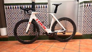 Bicicleta Trek Madone SLR6 Gen 7 SRAM Red AXS t58