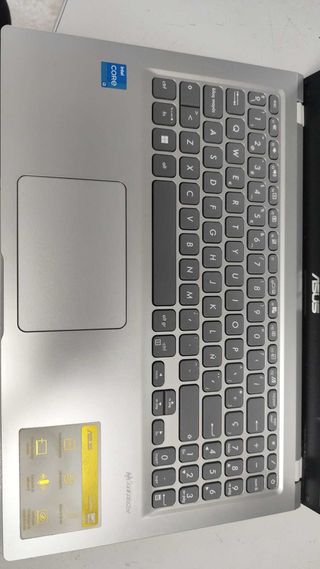 Portátil ASUS Intel Core i3 11ª Gen 8GB RAM 256GB