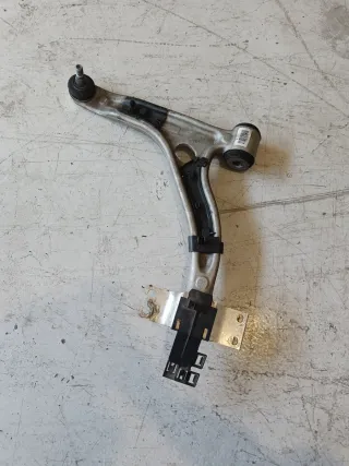 Brazo Suspensión Izquierdo Mercedes A45 AMG