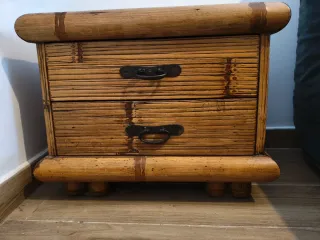 Mesita auxiliar bambú con cajón