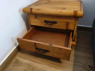 Mesita auxiliar bambú con cajón
