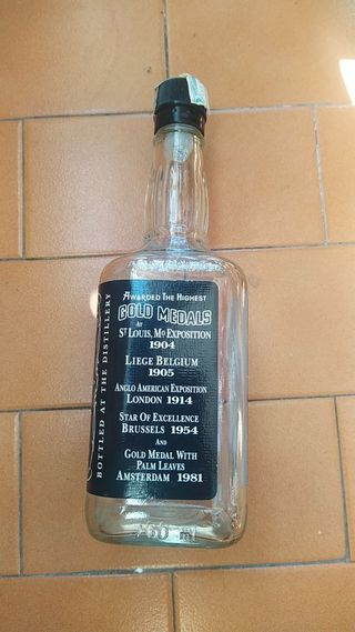 Botella Jack Daniel's Old No.7 vacía