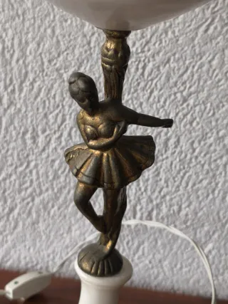 Lámpara de mármol antigua