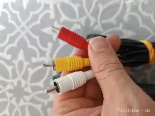 Cable RCA y Cargador Nintendo 64