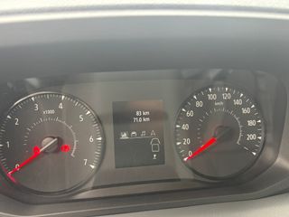 Nissan Interstar 2025