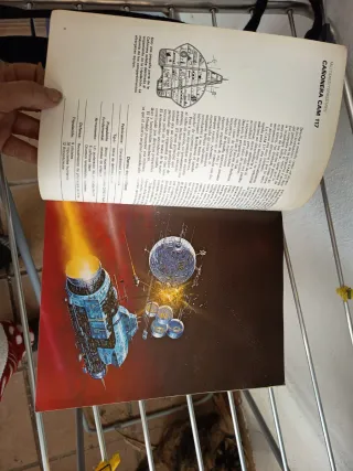 Libro naves espaciales 2000 a 2100.