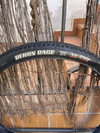 Cubiertas Maxxis Rekon Race 29x2.35