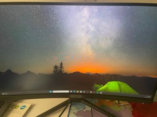 Monitor MSI Curvo Gaming FHD 180Hz 1ms