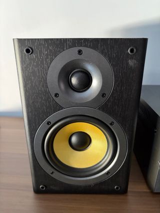 Sistema de música Philips TAM8905