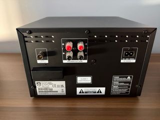 Sistema de música Philips TAM8905