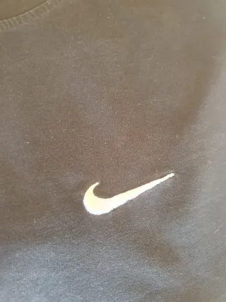 T-shirt Nike nera taglia S