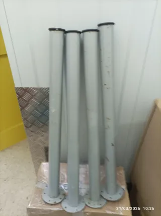 Patas metálicas para mobiliario