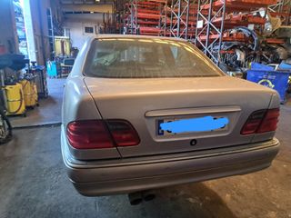 DESPIECE MERCEDES E-320i W210 REF.104995 (1332)