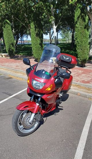 Honda Deauville Roja