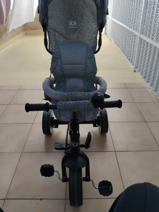 Triciclo de paseo para bebé gris