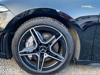 Mercedes Clase A 35 AMG AUT 4MATIC 7G-DCT MBUX 306CV 2019 5P