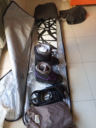 Set Snowboard Mujer 151 + Botas 37 + Fijaciones