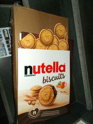 Espositore Nutella Biscuits Kinder Ferrero