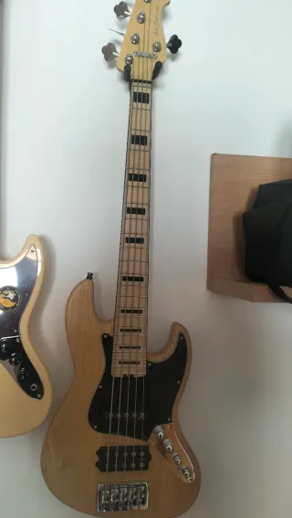 Bajo 5 cuerdas Harley Benton MJ-5MN Bajo Eléctric