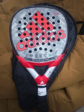 Pala Padel Adidas Metalbone HRD