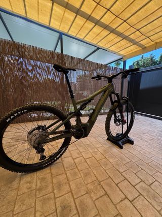 Bicicleta Eléctrica FOCUS SAM 2 6.8 Verde Militar