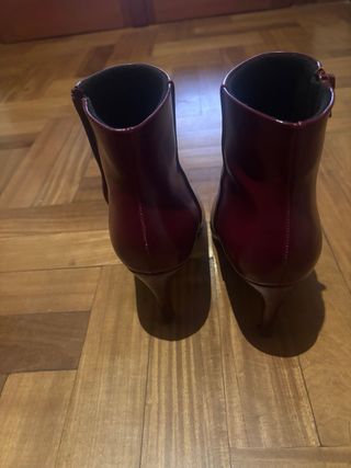 Stivaletti bordeaux punta tacco