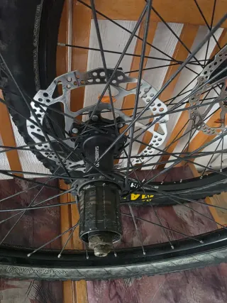 Ruedas 27.5 mavic buje shimano deore negociable