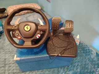 Consola PS4 Pro + 5 Giochi + Controller