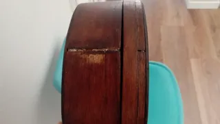 Funda de violín antigua de madera