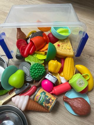 Cocinita de madera infantil