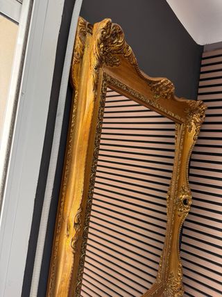 Espejo Estilo Luis XVII en Pan de Oro