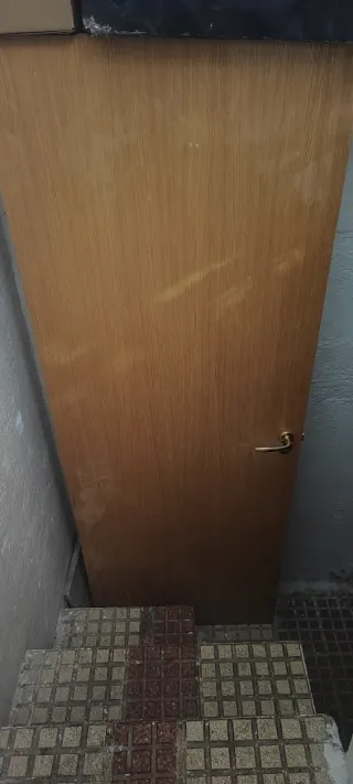 Hoja de puerta madera sin marco