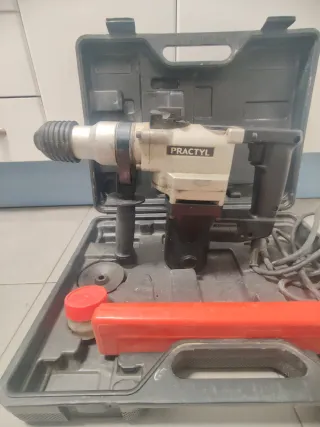 Radial Bosch PWS 600 + Taladro Percutor