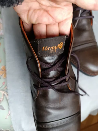 Botines de piel marrón para hombre